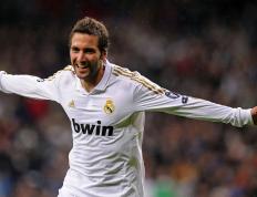 浓眉哥十连击惊艳赛场，DWG突破极限点燃全场