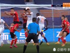 关于上港主场逆转，力压对手保持不败纪录的信息
