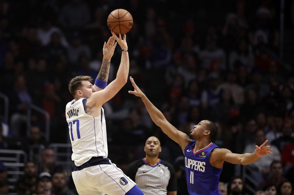 保罗手感滚烫,带领马德里竞技险胜北京首钢,赛后一句话霸气侧漏的简单介绍